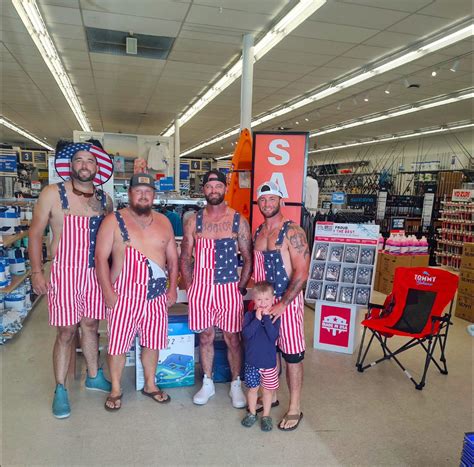 net worth of west marine crystal river fl