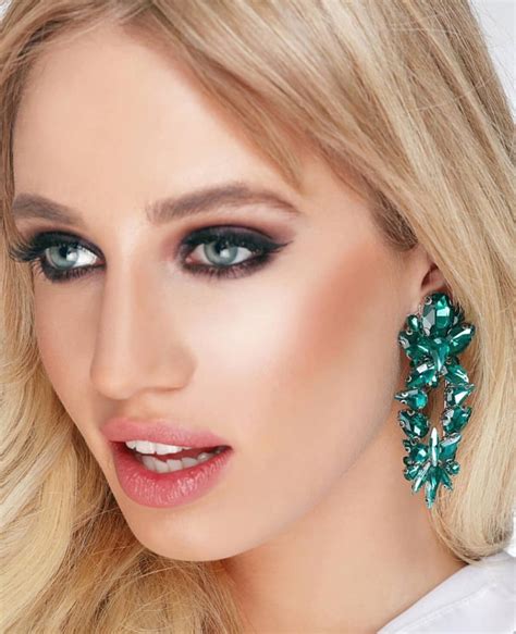 Emerald Luxe Jet Set Babe Crystal Earrings Slaylebrity