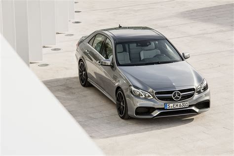 W212 Mercedes-Benz E63 AMG facelift unveiled, now with more powerful ...