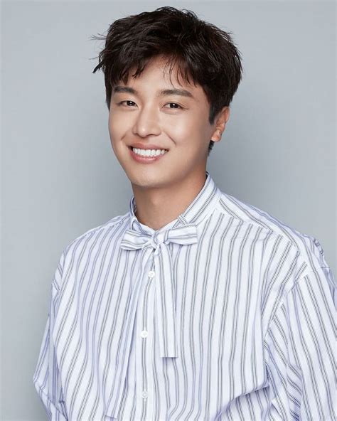 10 Adu Peran Yeon Woo Jin Di Undercover Dan Thirty Nine