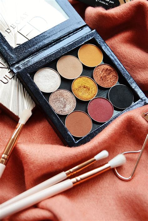 How To Build A Custom Eyeshadow Palette You Will Actually Use Makeup Savvy Makeup And