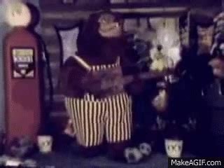 Rock-afire Explosion-Goofy Gas on Make a GIF