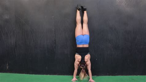 Hollow Handstand Hold Youtube