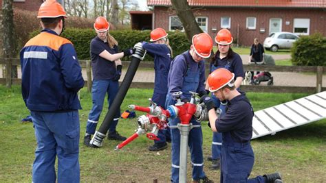 Kinder Und Jugendfeuerwehr Landkreis Oldenburg Teilnehmerrekord Beim