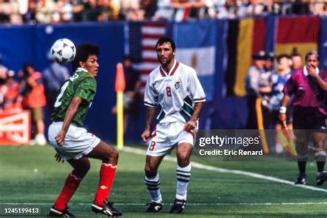 65 Hristo Stoichkov Onze Photos And High Res Pictures Getty Images