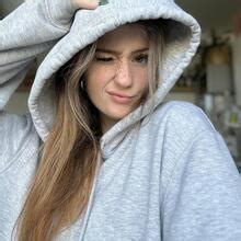 Leonie Busse Nude Leaks Fapopedia