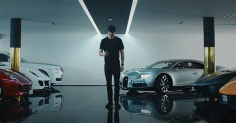 VIDEO: Cristiano Ronaldo meets the Bugatti Chiron