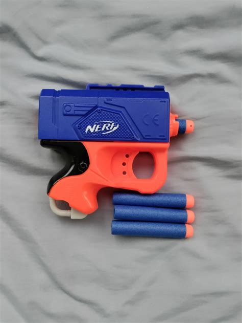 Small Nerf Gun, Hobbies & Toys, Toys & Games on Carousell