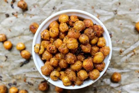 Spicy Roasted Chickpeas Recipe | DebbieNet.com