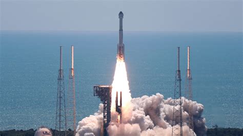 Boeings Starliner Launches Astronauts For 1st Time In Historic Liftoff