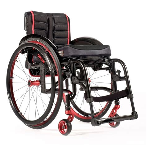 fauteuil roulant pliable et actif très compact