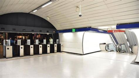 Nuevos Accesos En Metro Tobalaba Incluye Un Nuevo Espacio Cultural Y