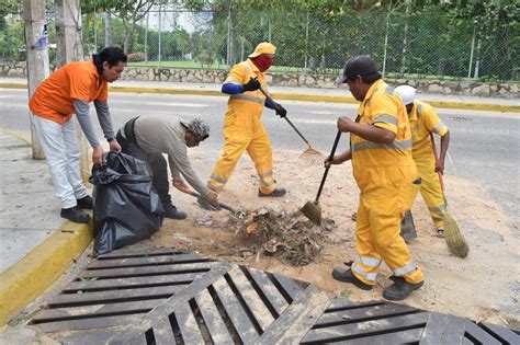 El Diario De Zihuatanejo Recolecta Saneamiento B Sico M S De