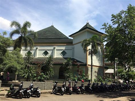 Asal Usul Nama Masjid Uin Bandung Dari Al Ghanam Jadi Ikomah Uin