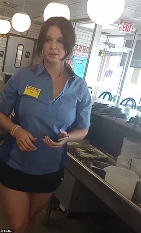 Lana Del Rey Shocks Fans As She Is Spotted Working As A Waitress In A