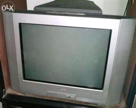 Sony Inch Wega Fd Trinitron Flat Tv With Sound Woofer For Sale In