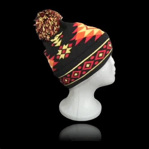 Indigenous design tuque black – Treasures