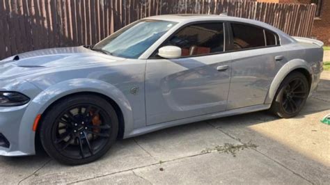 Facebook Hellcat Sale Turns Into Carjacking