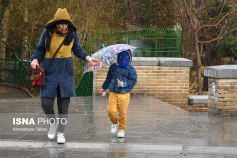 نگرش نو به فرزندآوری در خانواده‌های ایرانی و پیامدهایش ایسنا