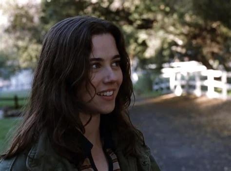 Linda Cardellini appreciation : r/redscarepod