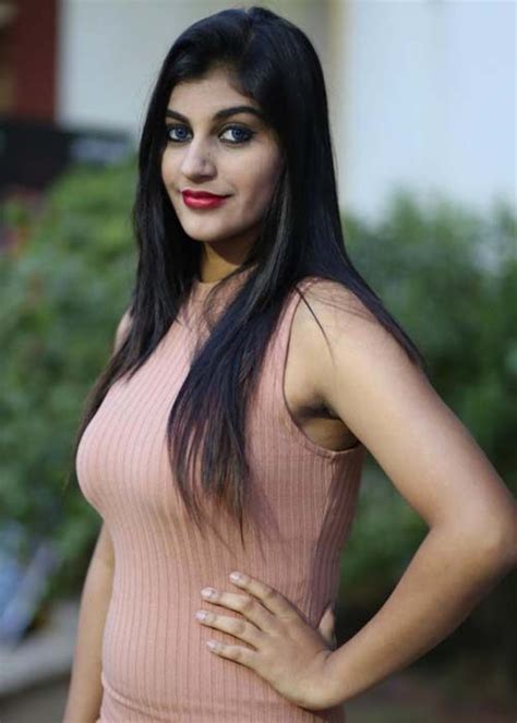 Yashika Anand Wiki Age Height Biography Filmi Street