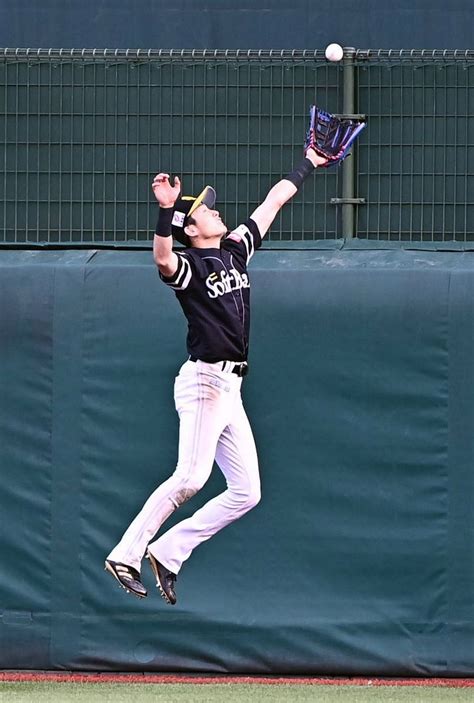 【動画】周東佑京のビッグプレーにネット驚き「うきょーーーー」「たまらん」：「おっ！」でつながる地元密着のスポーツ応援メディア 西スポweb Otto