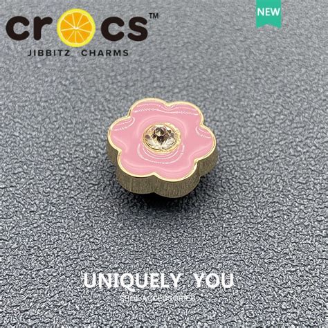 Jibbitz Crocs Charms แท้ ตัวติดรองเท้า จี้โลหะ รูปรองเท้า ดอกไม้ ประดับ