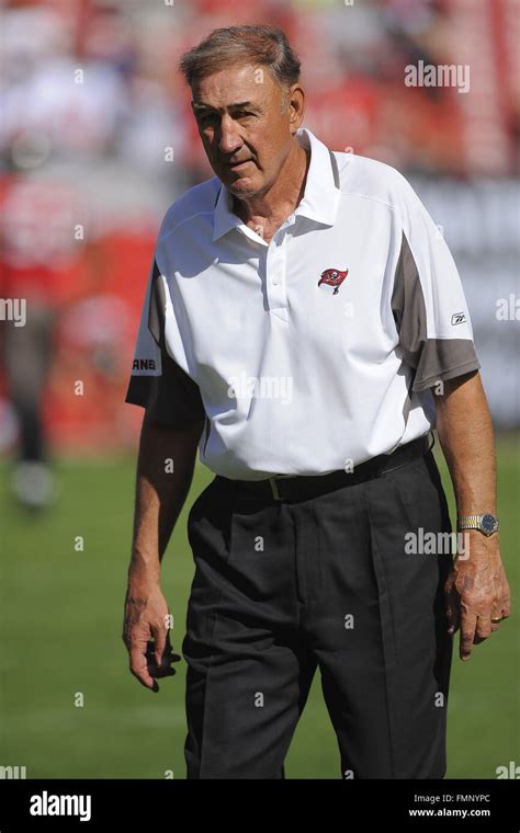 Tampa, Fla, USA. 28th Dec, 2008. Tampa Bay Buccaneers defensive coach ...