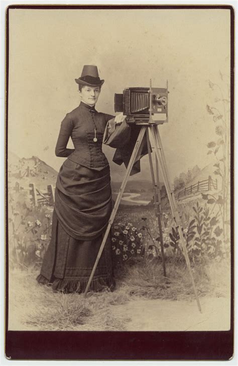 Pioneering Female Photographers Interesting Portraits Of Victorian