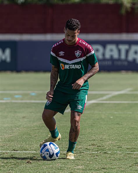 Guga Projeta Duelo Contra O The Strongest Pela Libertadores