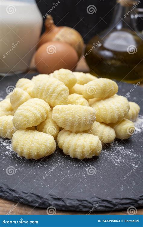 Cocina Italiana Gnocchi Di Patata Casero Hecho De Papas Imagen De