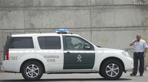 La Guardia Civil Detiene A Tres Personas Que Robaban En Casas De Baena Con Sus Moradores Dentro