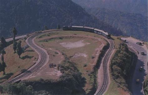 Discover The World On Trains Darjeeling Himalayan Railway Darjeeling