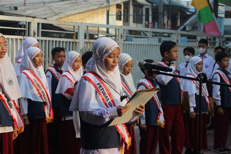 Kegiatan Upacara Hut Kemerdekaan Ri Ke 78 Sdit Al Iman