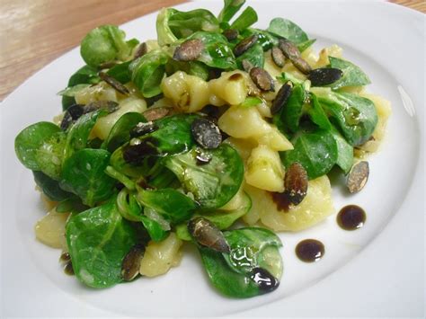 Kartoffelsalat Mit K Rbiskern L Und Feldsalat Rezept Mit Bild