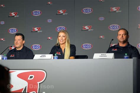 Tony Stewart Racing Goes Nhra With Leah Pruett And Matt Hagan Racing