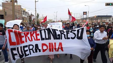 Manifestaciones en diversas regiones de Perú exigen el cierre del