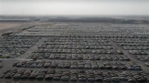 Million Dollar Scrapyard Final Resting Place For Supercars In Dubai