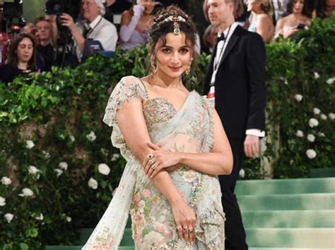 Alia Bhatt To Attend The Gucci Cruise Show In London Bollywood Gulf