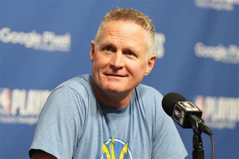 Los Warriors y el entrenador Steve Kerr acuerdan una extensión de