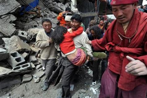 Tibetan Monks Lead Way In China Quake Rescue Effort The Denver Post