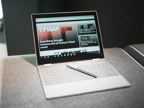 Google Pixelbook hands-on: If a MacBook and Surface had a Chrome OS baby