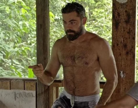 Zac Efrons Dad Bod Transformation On Netflix Show Leaves Fans