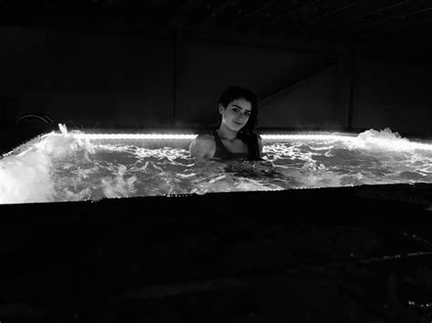 Pin By On Dixie D Amelio Hot Tub Outdoor Decor Tub