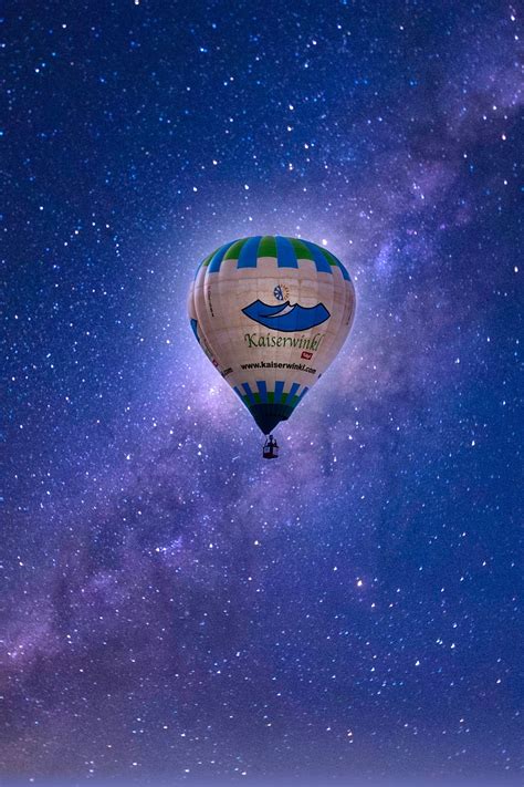 Balloons In The Sky Photography Wallpaper