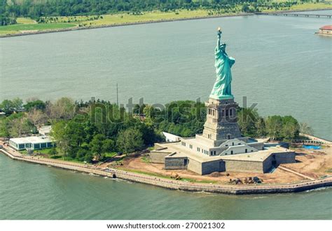 Helicopter View Statue Liberty Stock Photo 270021302 | Shutterstock