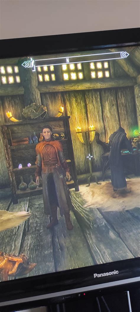 Can someone explain why is the jarl of morthal appearing in falion's house ? : r/skyrim