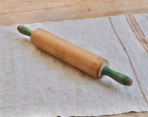 Beautiful Vintage Wooden Rolling Pin With Green Handles Green Handle