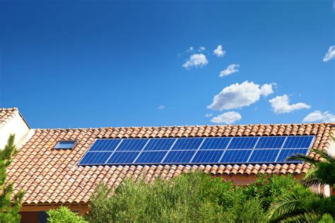 Cuántos vatios produce una placa solar factorenergia