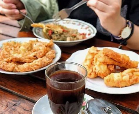 22 Menu Warung Kopi Klotok Yogyakarta Yang Enak Dan Murah